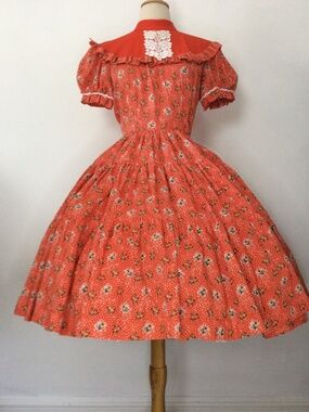 1950s VINTAGE ROCKABILLY Full Circle Fit & Flare Square Dance Dress